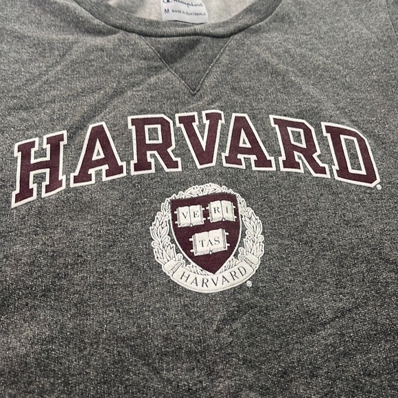 Harvard Sweatshirt size Medium in grey. - Picture 1 of 8